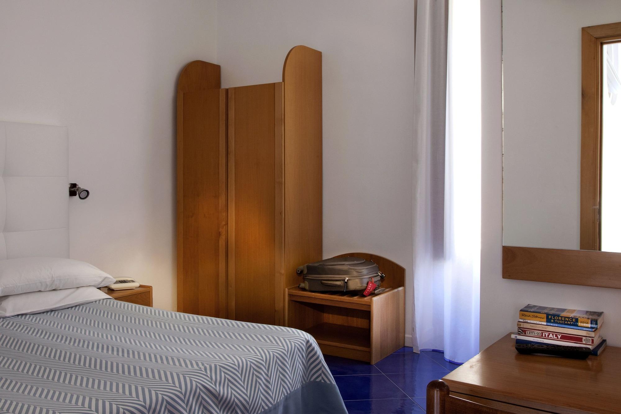 Hotel Del Corso Sorrento Exteriör bild
