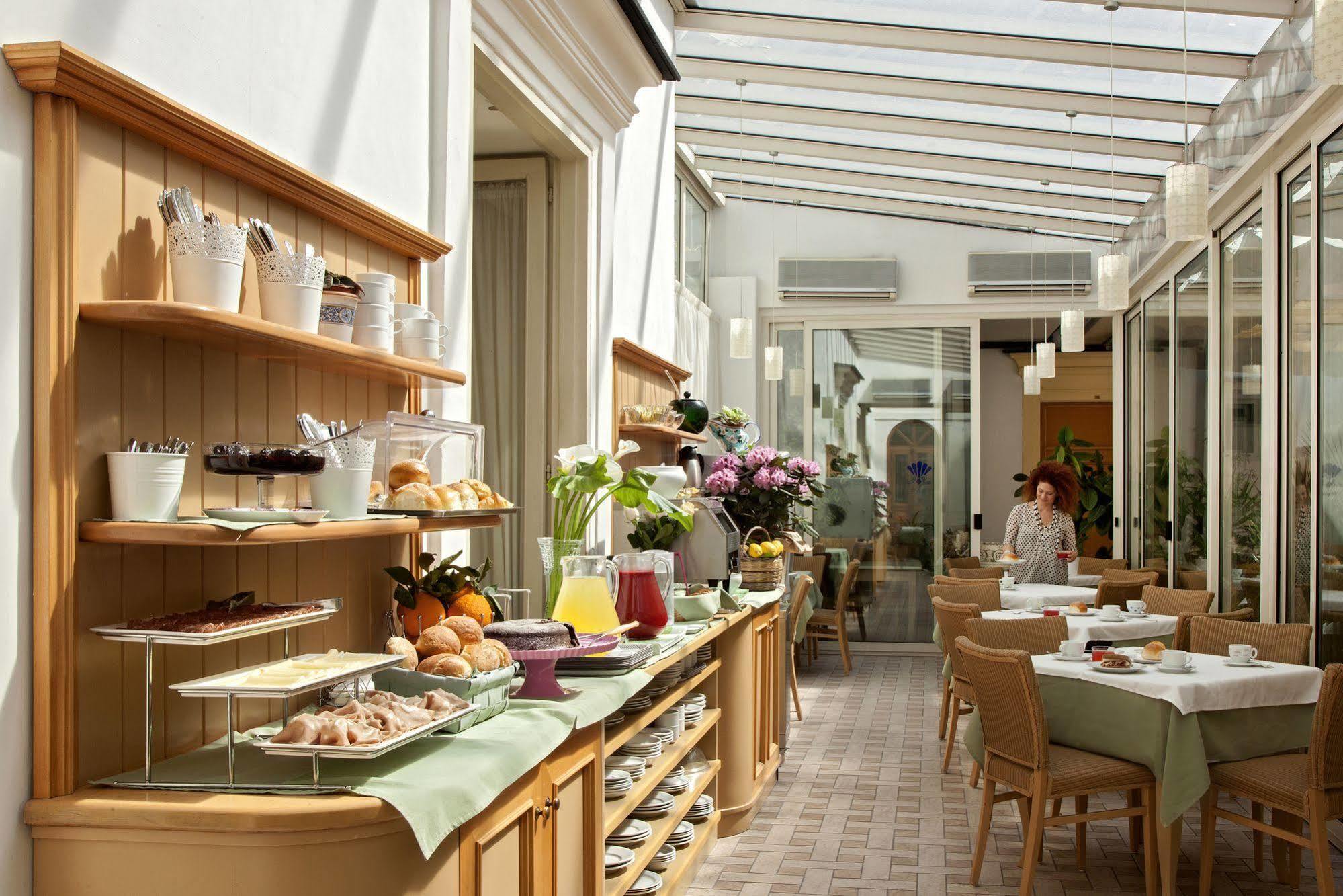 Hotel Del Corso Sorrento Exteriör bild