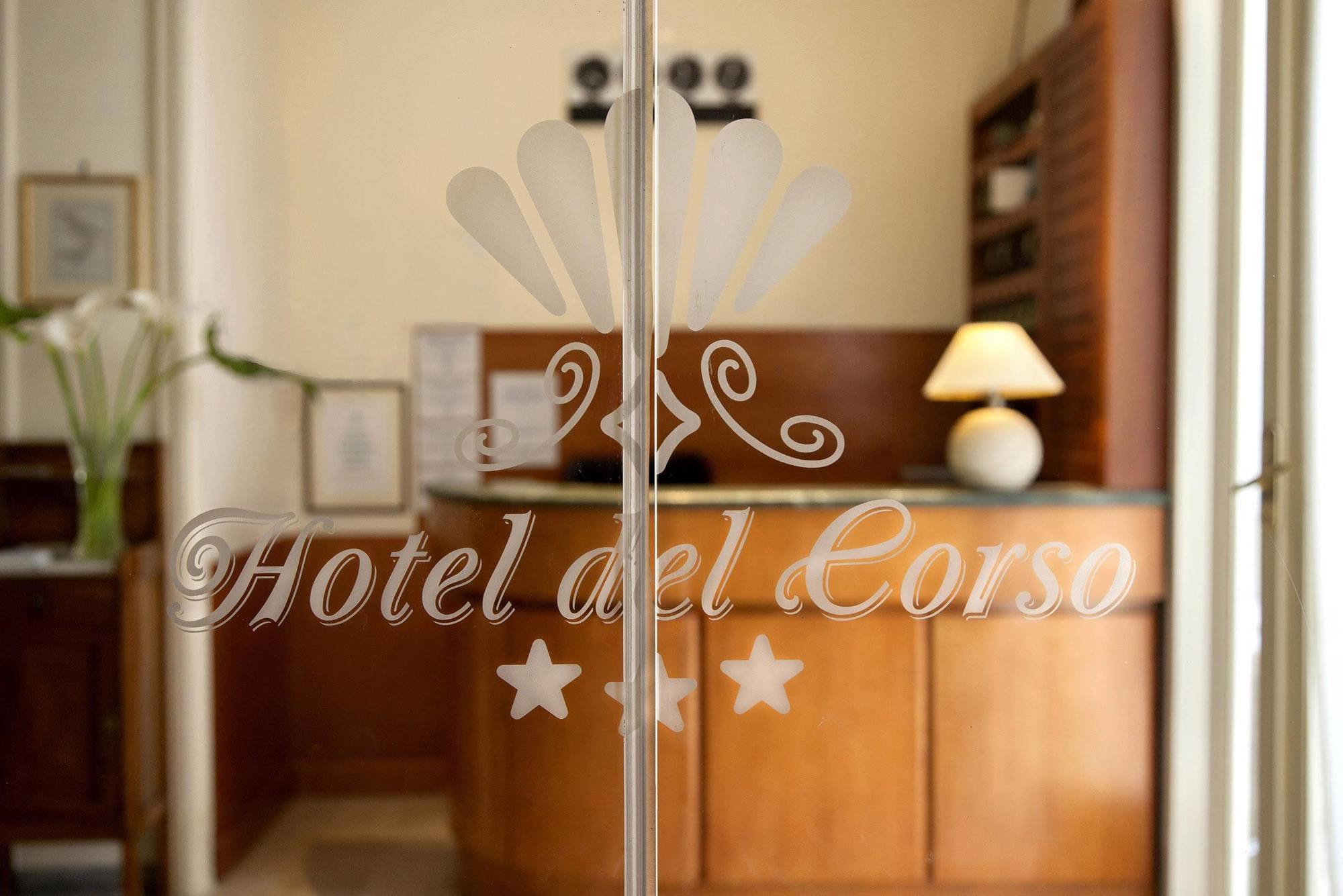 Hotel Del Corso Sorrento Exteriör bild