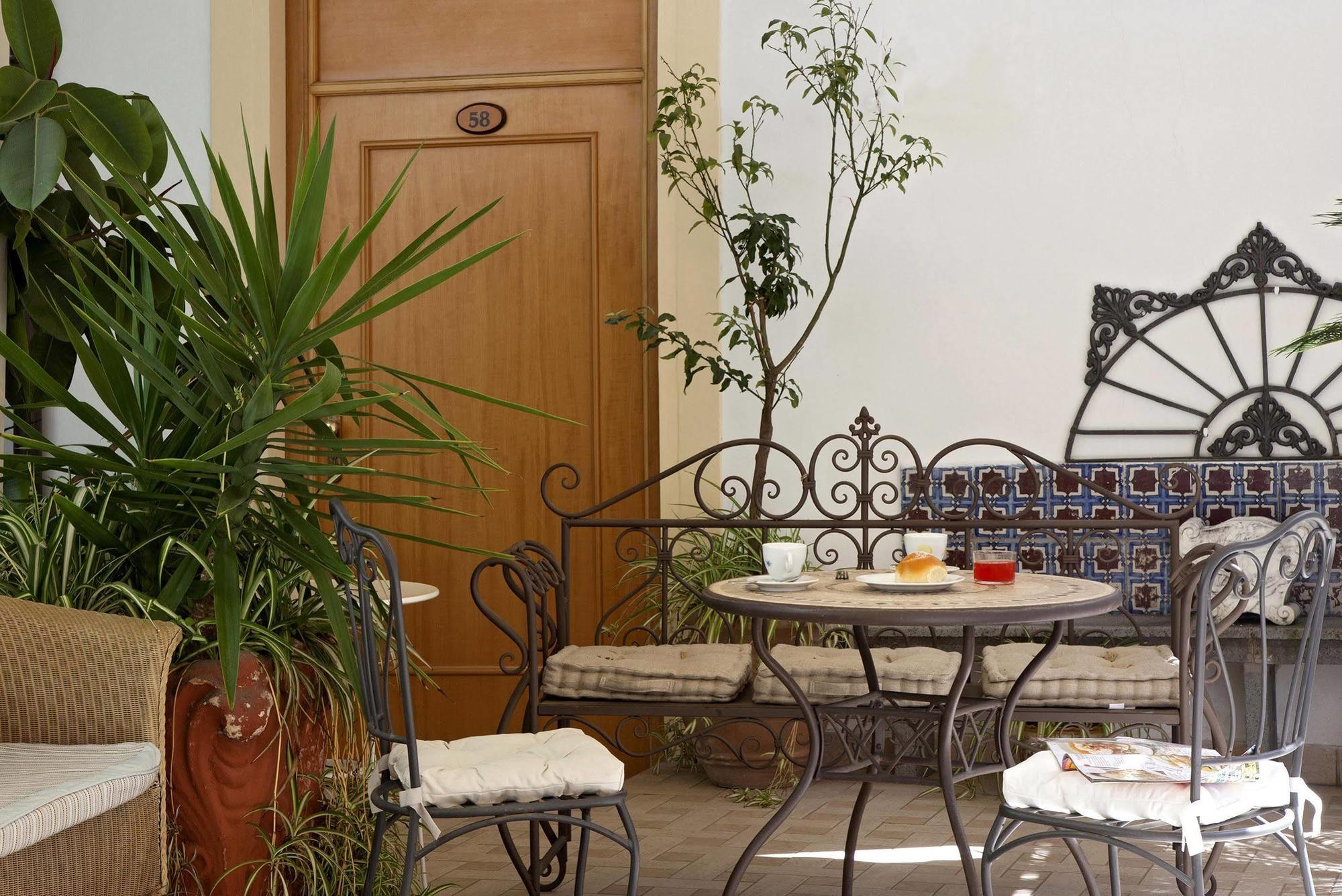 Hotel Del Corso Sorrento Exteriör bild